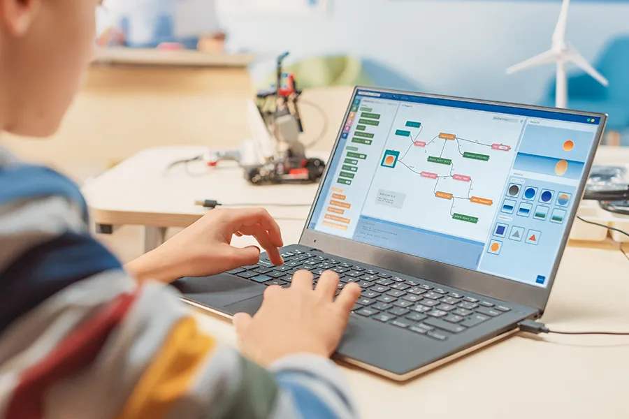 Erken Yaşta Yazılım Öğrenmenin Faydaları
