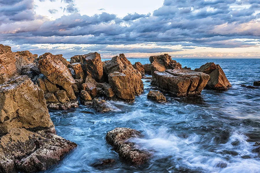 Kayaçlar Nasıl Parçalanır?