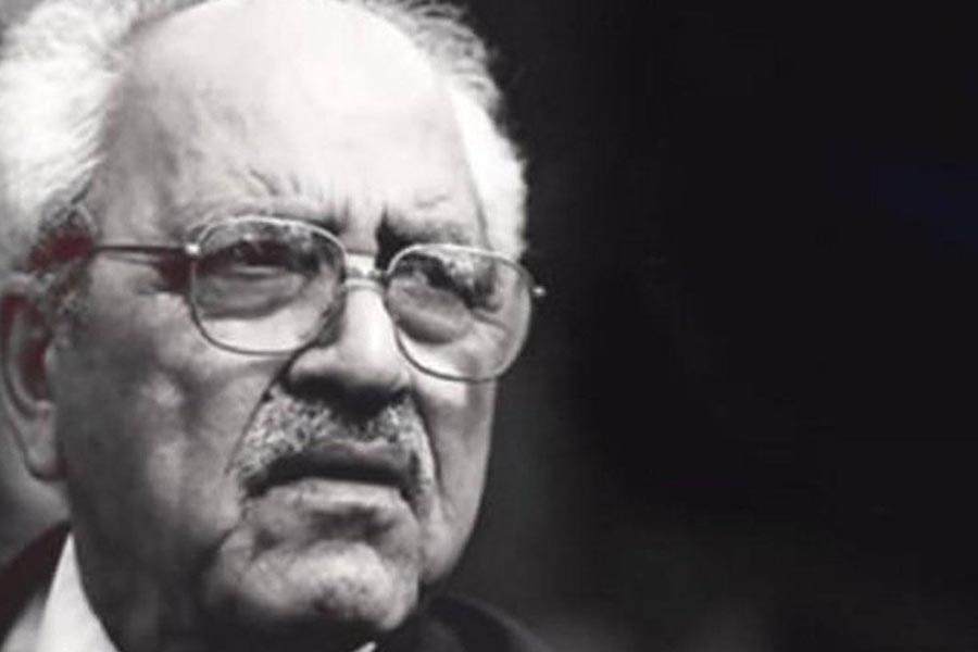 Sezai Karakoç (1933 - 2021)