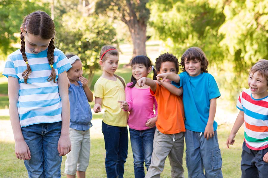 Çocukların Arkadaş Ortamında Dışlanma Nedenleri ve Çözümleri