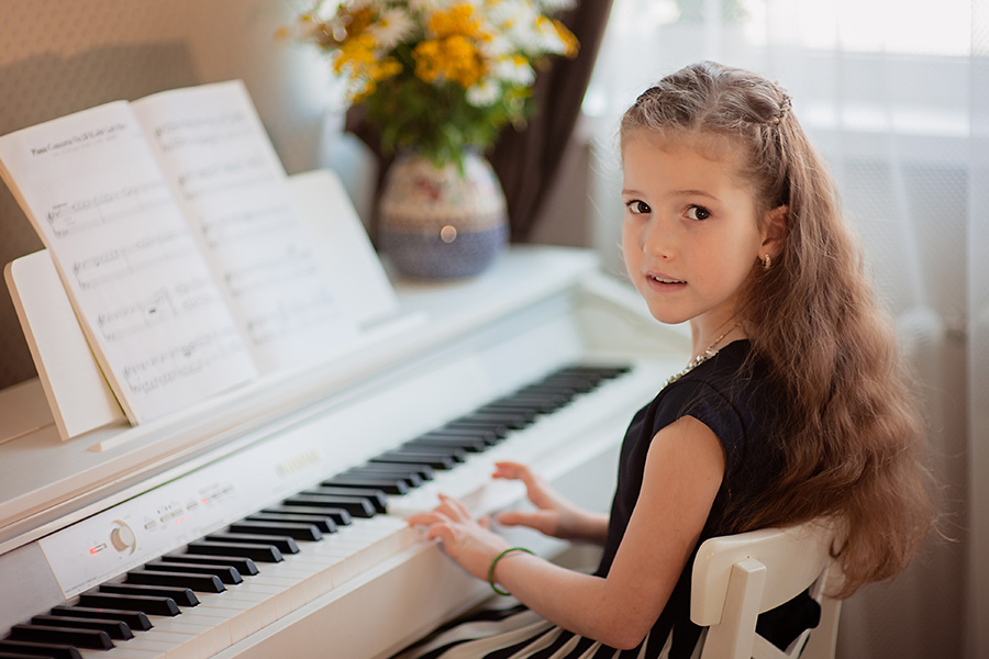 Çocuklar için Piyano Çalmanın Faydaları Nelerdir?